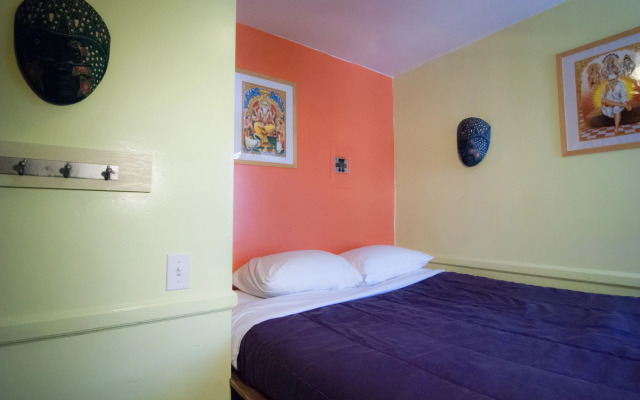 Ocean Island Inn Backpackers Suites - Hostel