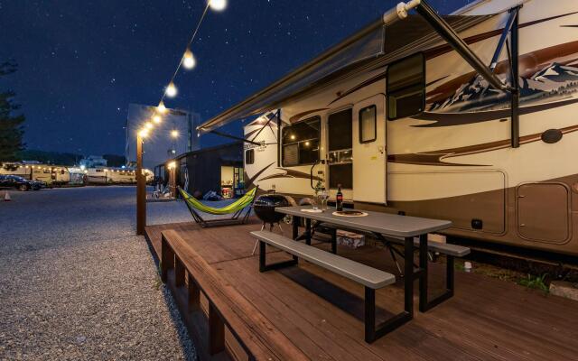 yangyang hajodaekaempingka