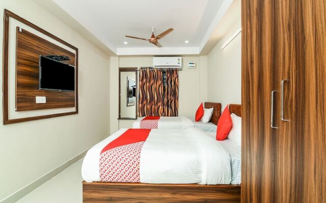 Oyo 26559 Renuka Hotels