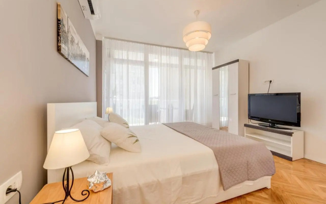 Room Nada