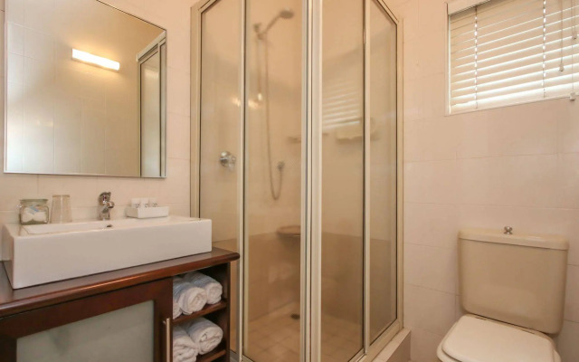 18 Burlington B&B and Conference Venue