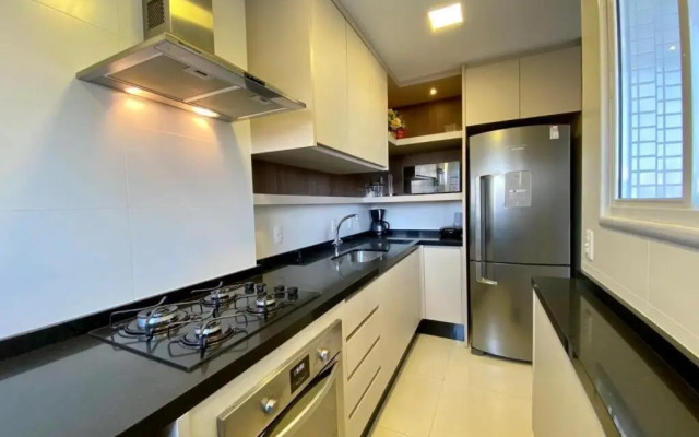 Luxuoso Apartamento 3 quartos na Praia de Bombas