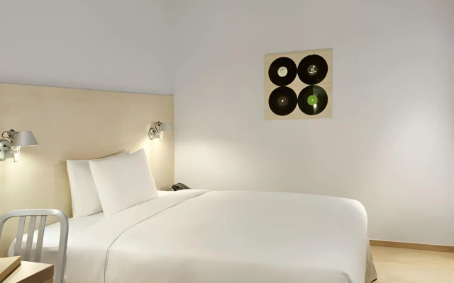 amba TAIPEI XIMENDING