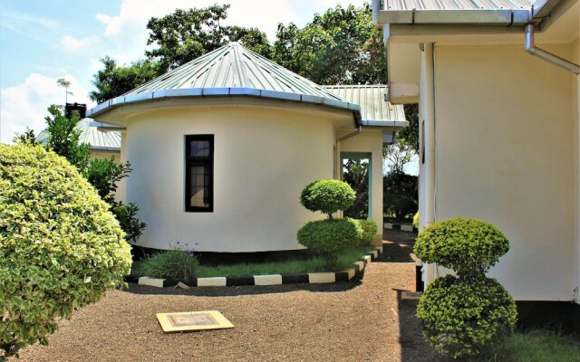 Amazing Arusha Furaha Lodge