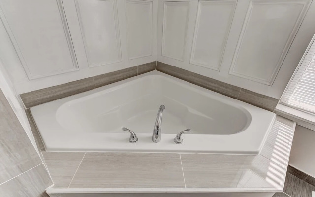 Luxury Home Steps From Convcenter&stadiums&harbor