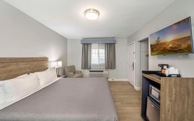 Rodeway Inn