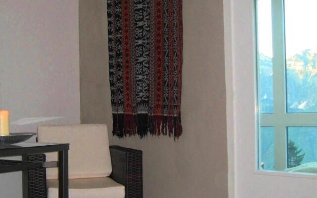 Modernes 3-Bett-Studio mit Traumaussicht und Wintergarten