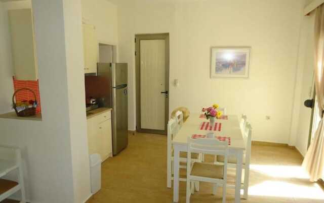3 Bedrooms Apartment With Sea View and Swimming Pool