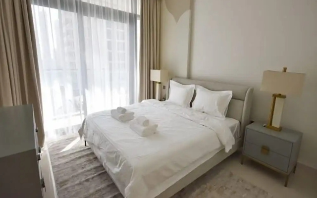 Bliss 1BR Haven with Stunning Sea Views