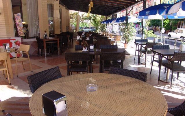 Kleopatra İkiz Otel