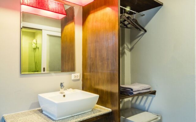 At Hua Lamphong Hotel - Hostel