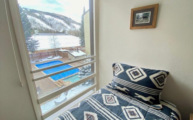 #207 Vail International