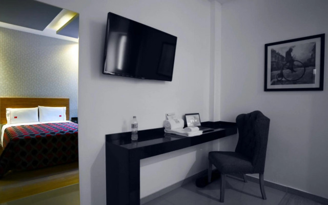 Six Hotel Guadalajara Expiatorio