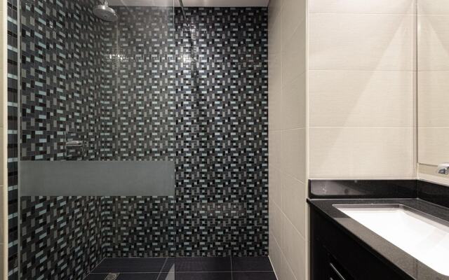 Stunning 1-bed in the Iconic Cayan Tower