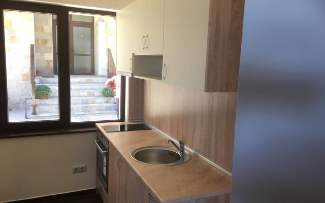 Menada Imperial Heights Villas