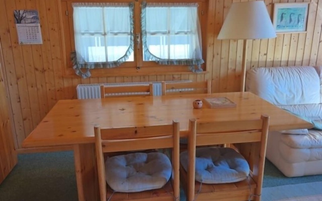Appartement Myrtilles 25 – Guest Rooms – Val d'Illiez