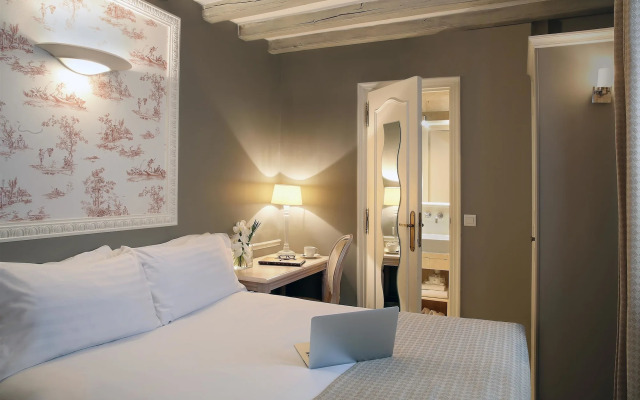 Hôtel Saint Martin Bastille