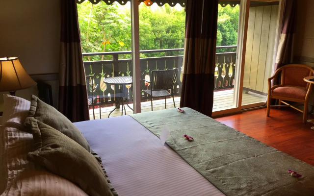 Paradise Bay Resort
