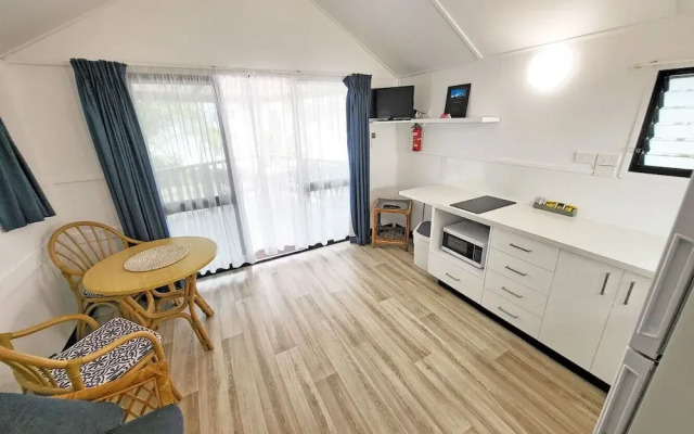 Ellis Beach Oceanfront Bungalows