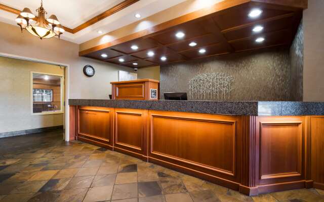 Best Western University Inn & Suites