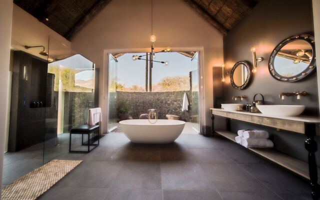 Nkala Safari Lodge