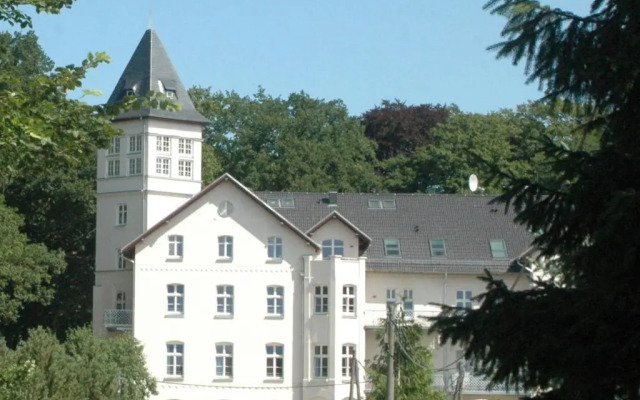Appartement Schloß - Hohen Niendorf