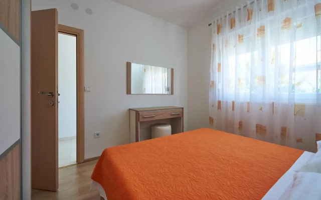 Apartment Milton