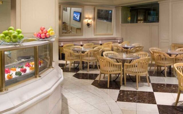 Hilton Los Angeles Airport