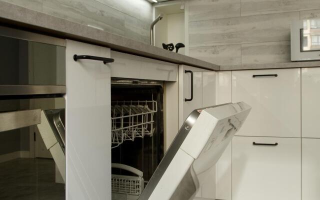 Apartments on Astrakhan Avenue 10