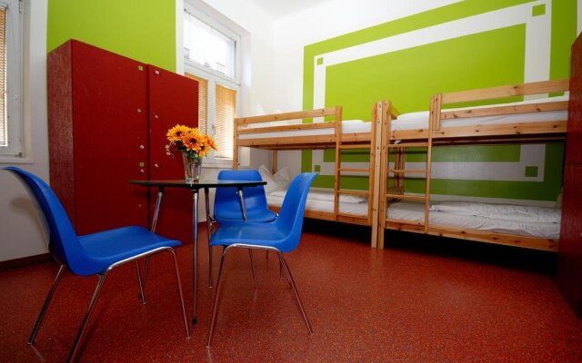 Westend City Hostel GmbH