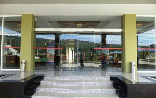 Jade Royal Hotel
