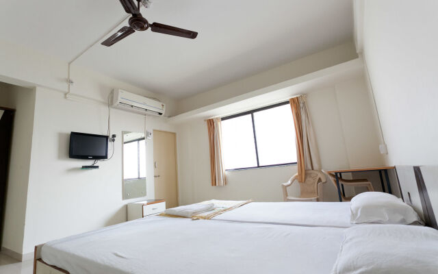 Amigo Serviced Apartment