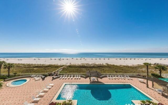 WhiteCaps 405 by RedAwning