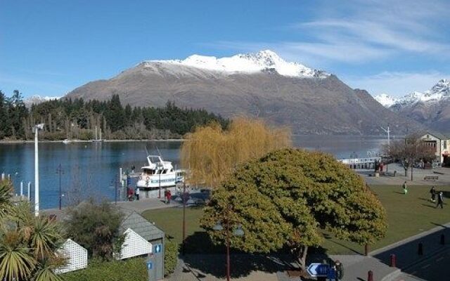YHA Queenstown Central - Hostel