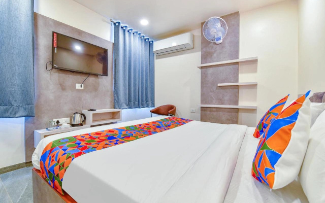 Fabhotel Prime Rudra