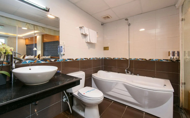 Hanoi Lotus Boutique Hotel