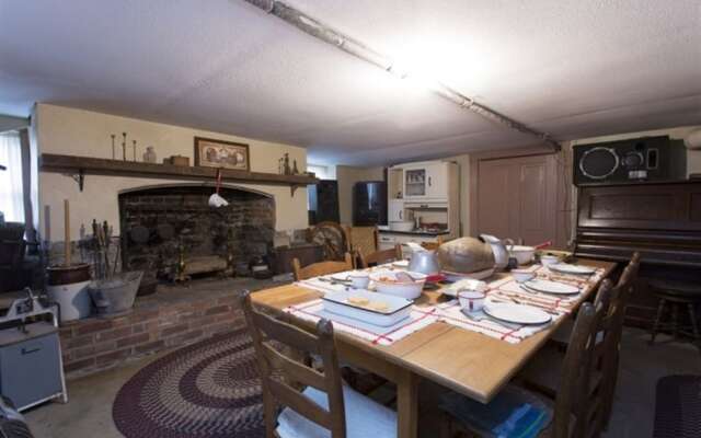 Ammen Home Bed, Breakfast and Retreat