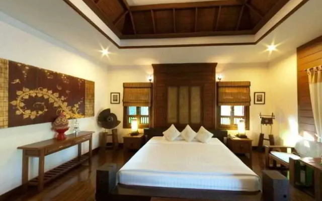 Horizon Village & Resort