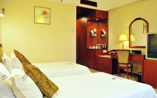 Palace International Hotel