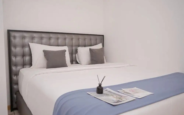 Spacious and Nice 3BR Apartment at M-Town Residence