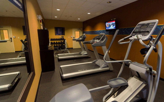 Hampton Inn & Suites Sevierville @ Stadium Drive