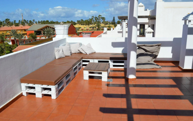 Surf Riders Fuerteventura - Adults Only