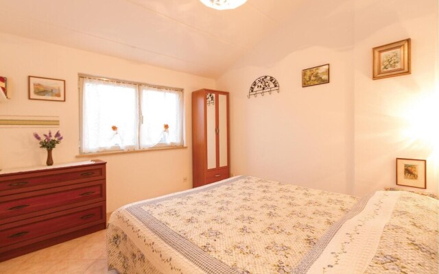 Amazing Apartment in Vodnjan With 3 Bedrooms
