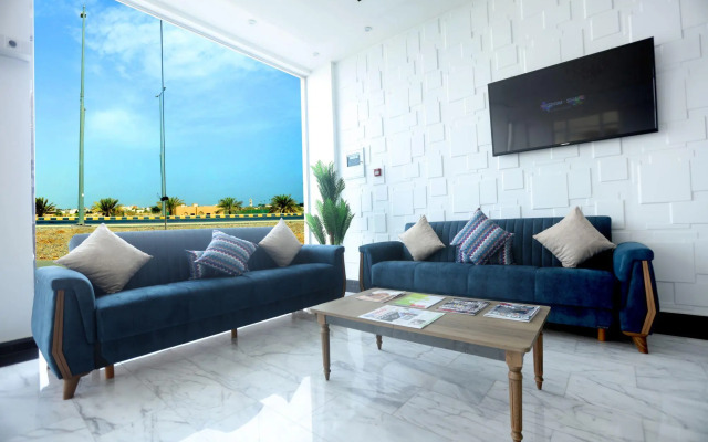 OYO 118 Golden Crown Hotel