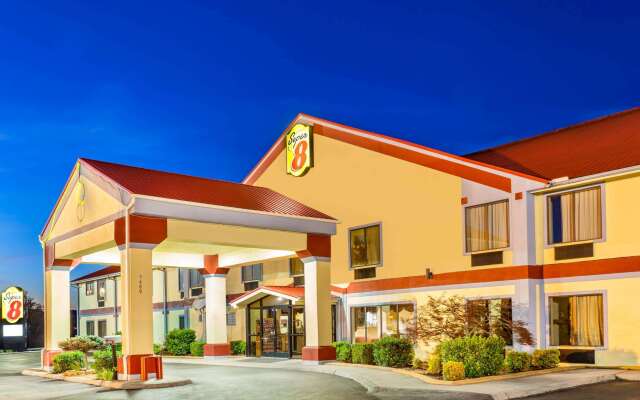 Super 8 by Wyndham Morristown/South