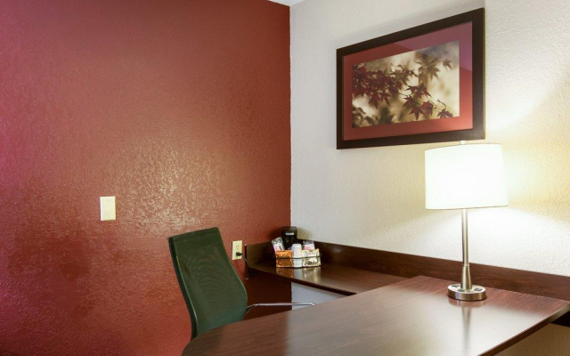 Red Roof Inn Grand Rapids Airport