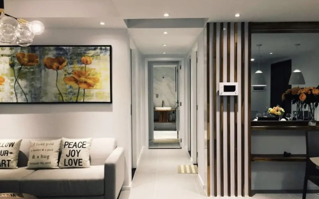 KYN Apartment Rivergate Residence