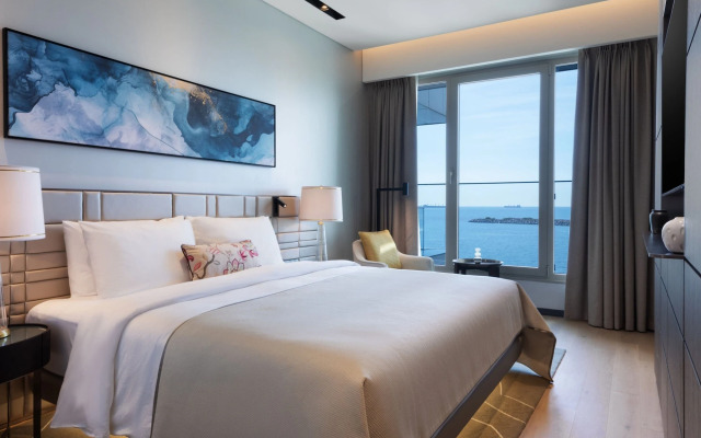 JW Marriott Hotel Istanbul Marmara Sea
