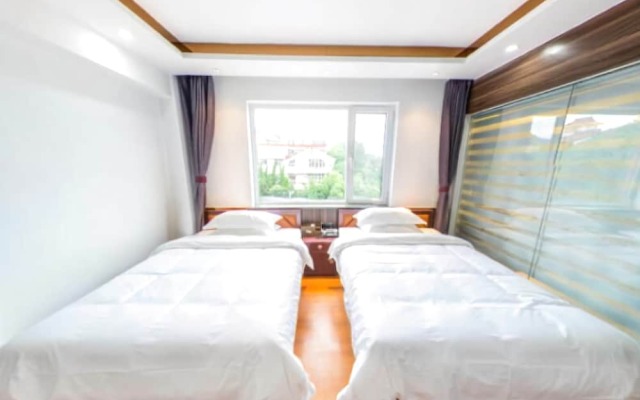 Weihai Gaoshang Movie Art Hotel