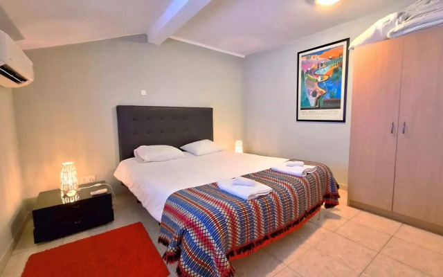 Costa do Castelo Terrace, em Rua dos Lagares 8